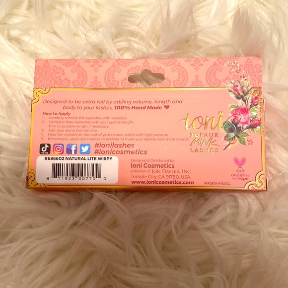 Ioni 3D faux mink lashes - Picture 2 of 2